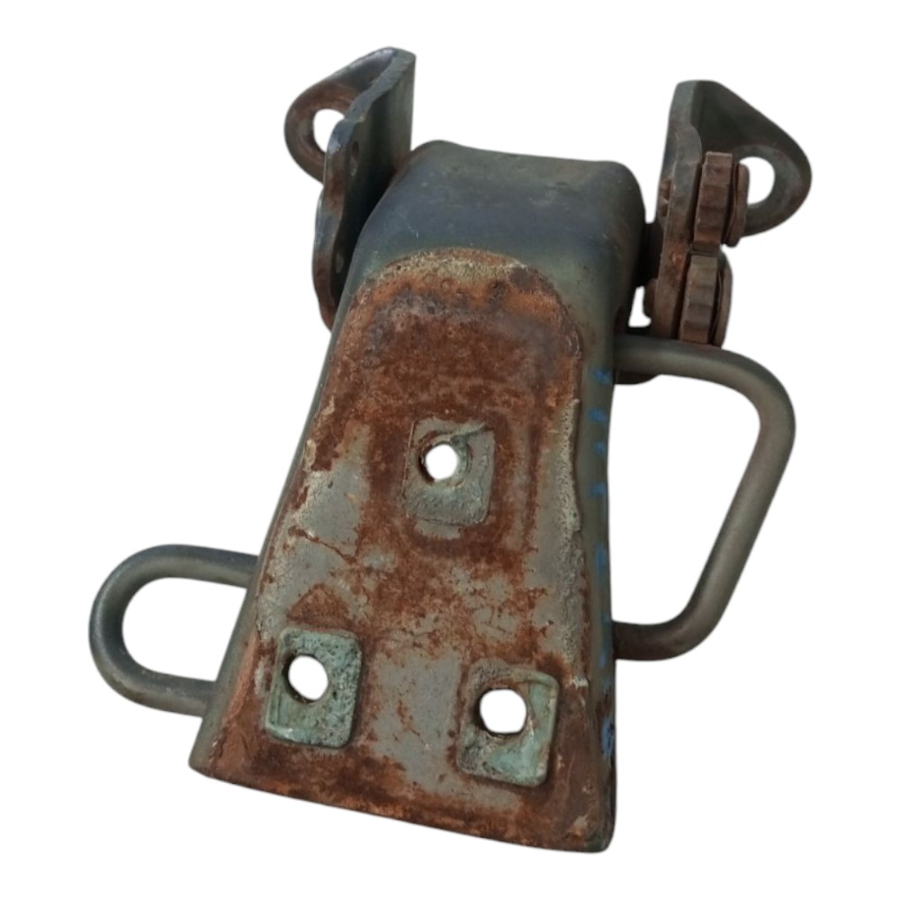Dobradiça Inferior Da Porta Direita Ford Pampa 2005 4