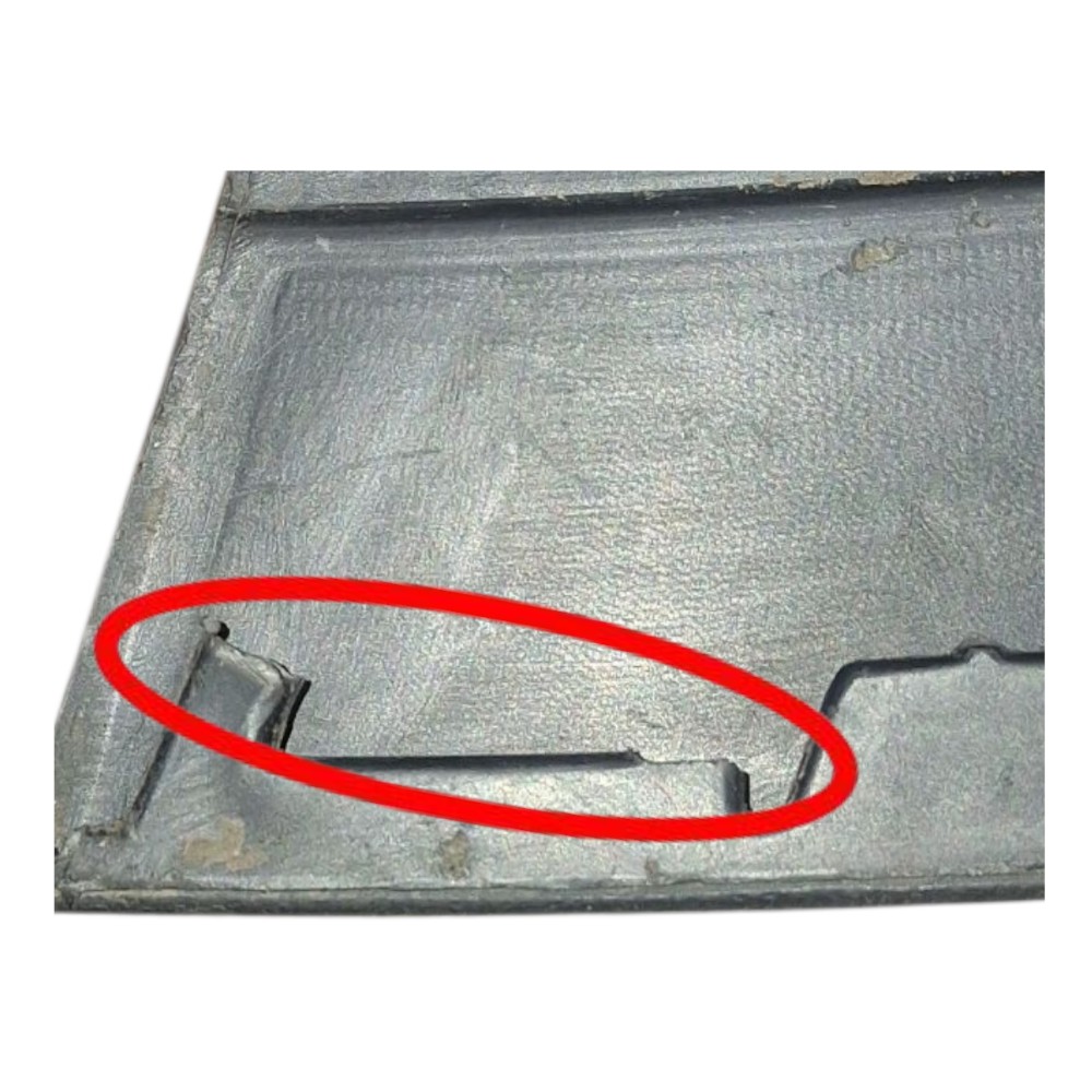 Moldura Grade Farol Milha Esquerdo Polo 2012 E 2015 *detalhe Preto Esquerdo 8