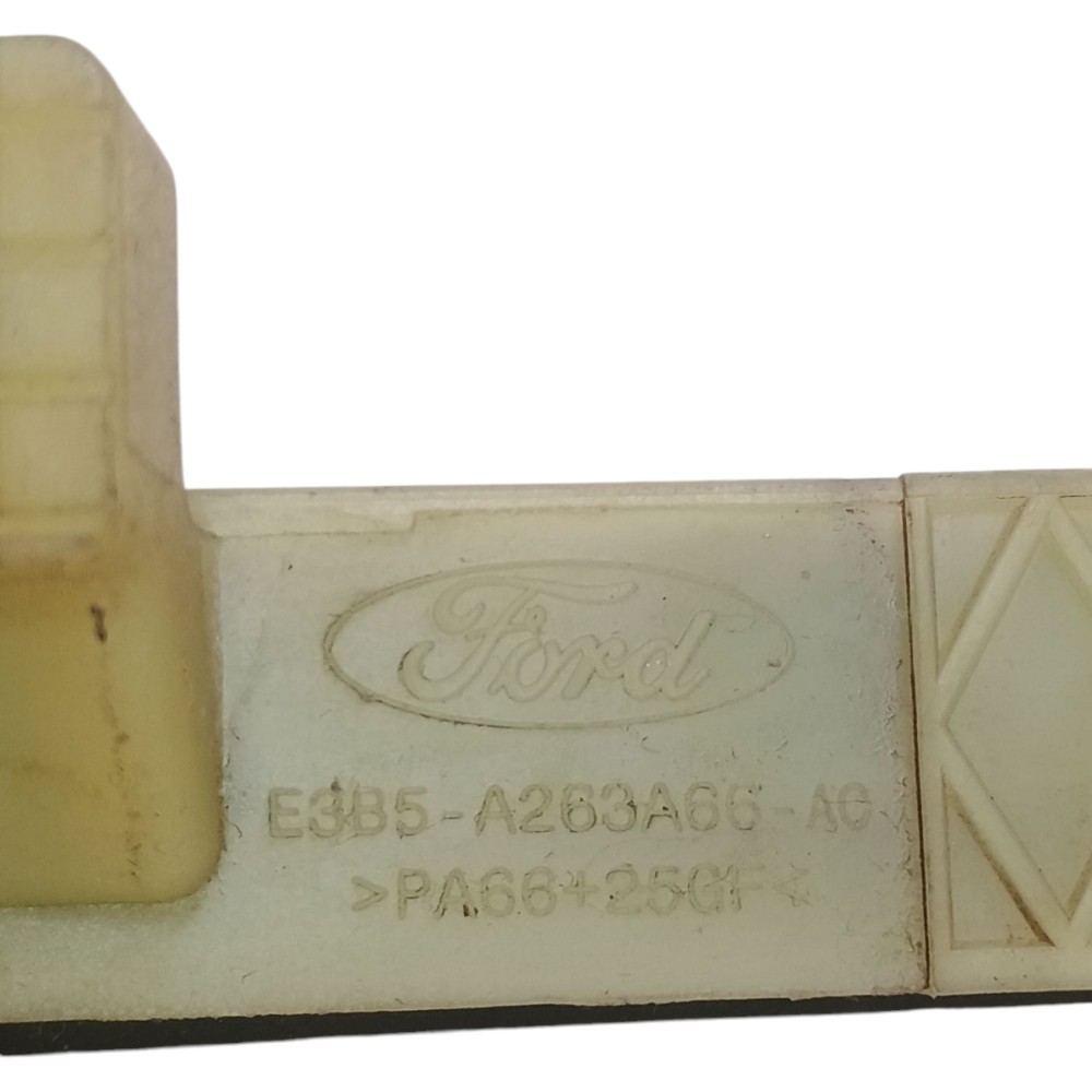 Guia Vidro Porta Traseira Direita Ford Ka 2014 A 2020 6