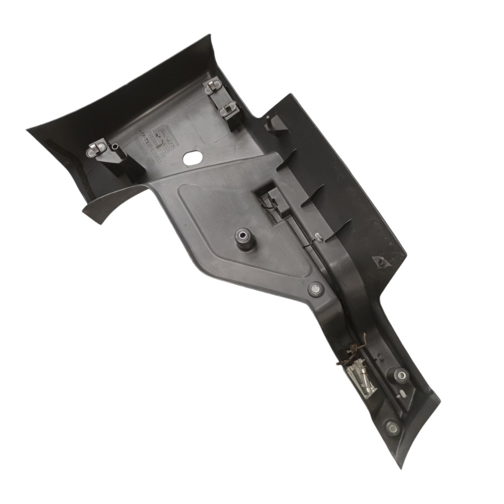 Suporte Tampao Bagagito Esquerdo Fiat Idea 2007 Com Detalhes Preto 5