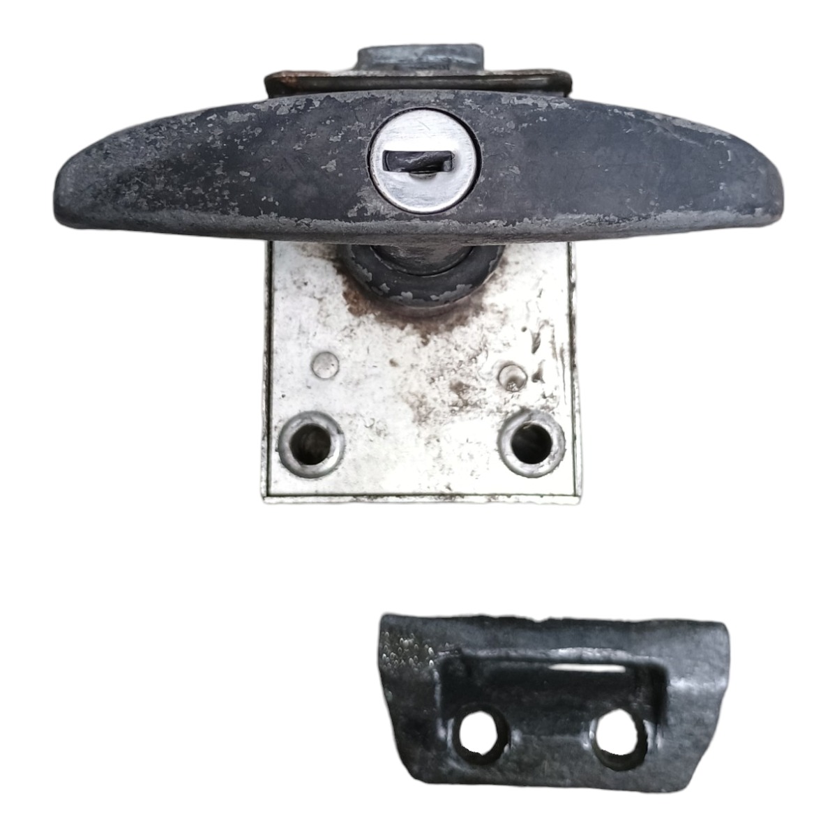 Fechadura Interna Porta Malas Vw Kombi 1975 À 1997 231829211