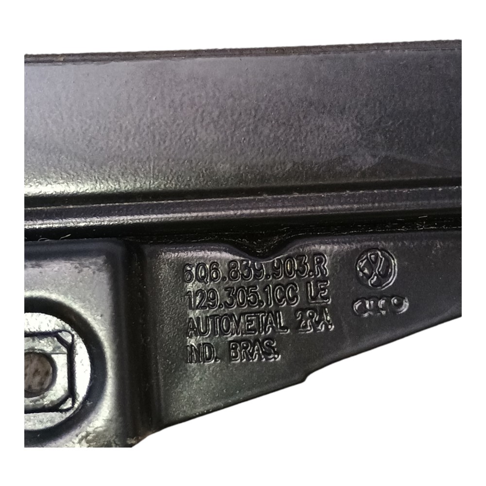 Acabamento Guia Vidro Porta Traseira Esquerda Vw Polo 2014 4