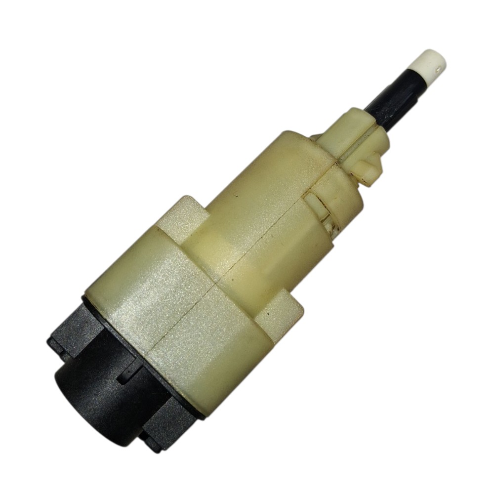 Interruptor Pedal Embreagem Vw Voyage 2011 7h0927189