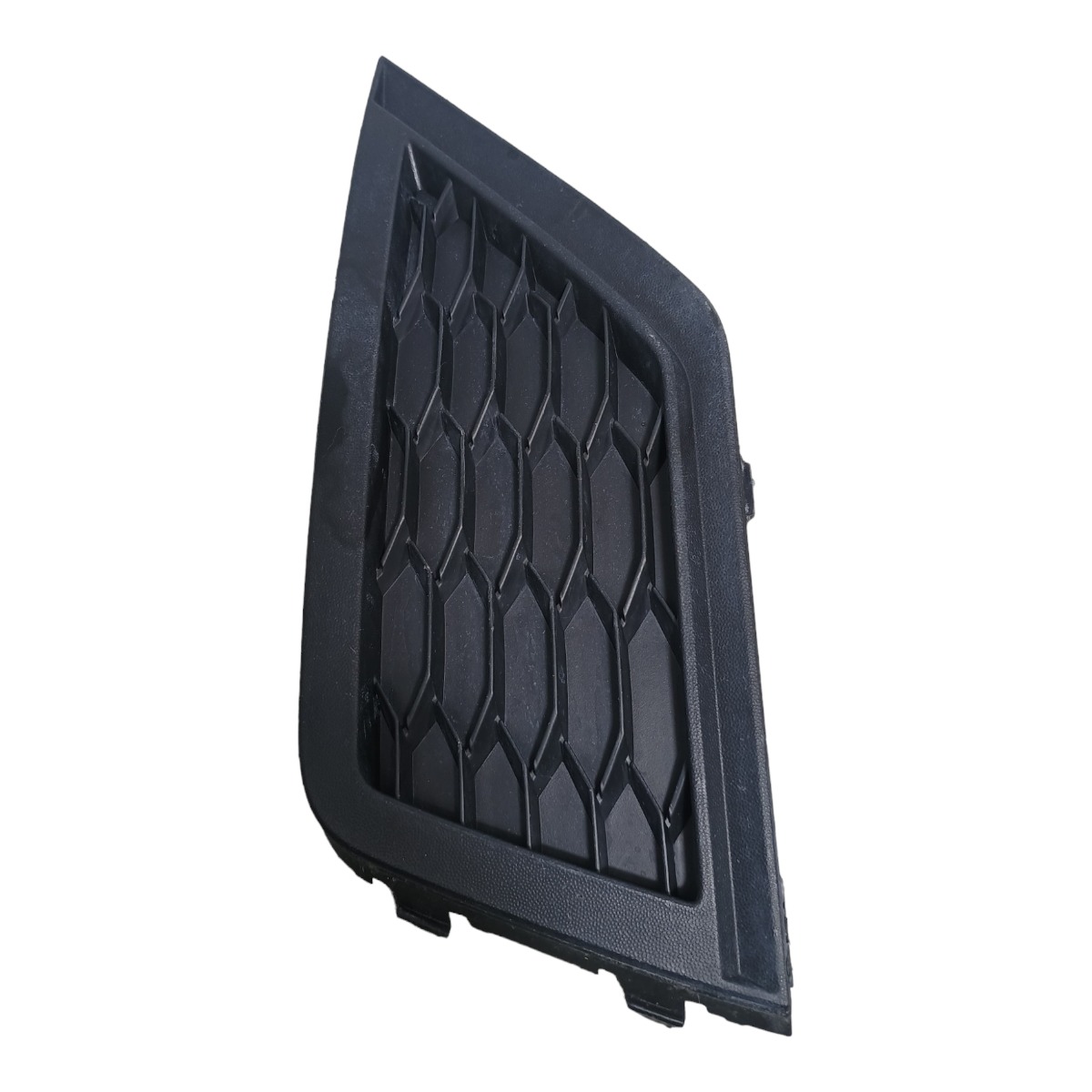 Grade Farol Milha Direito Vw Gol 2022 5u0853666p C/detalhes Preto Direito 1
