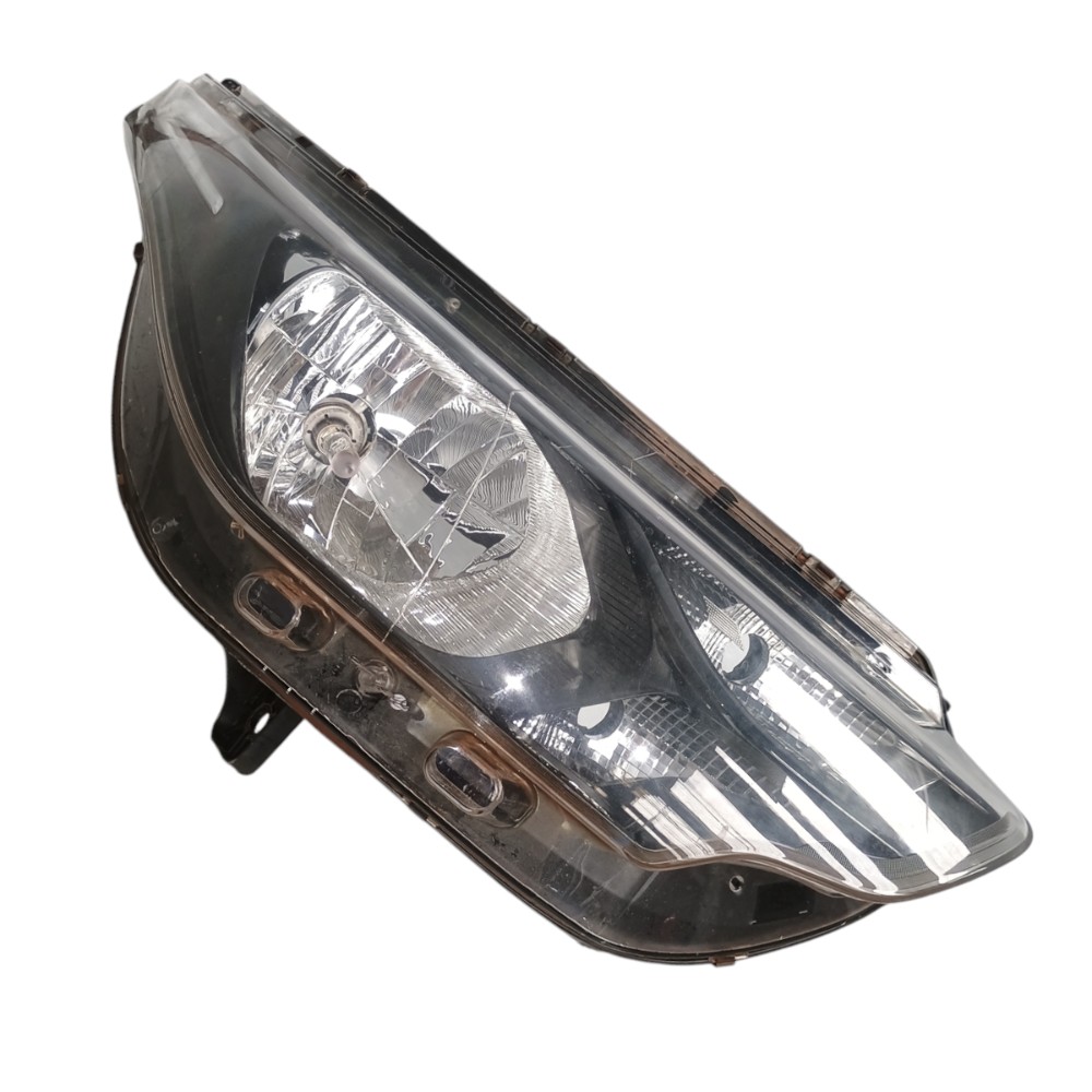 Farol Direito Fiat Strada Endurance 2023 Com Detalhe Direito/passageiro 2
