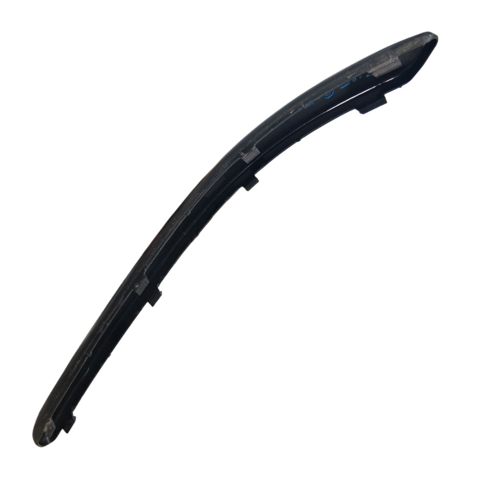 Friso Parachoque Diant Direito Vw Polo Sedan 2008 *detalhes 4