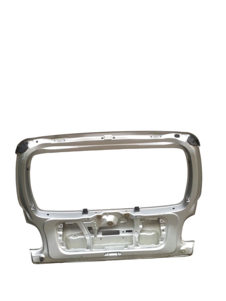 Tampa Traseira Peugeot 207 2010 Com Detalhe 2