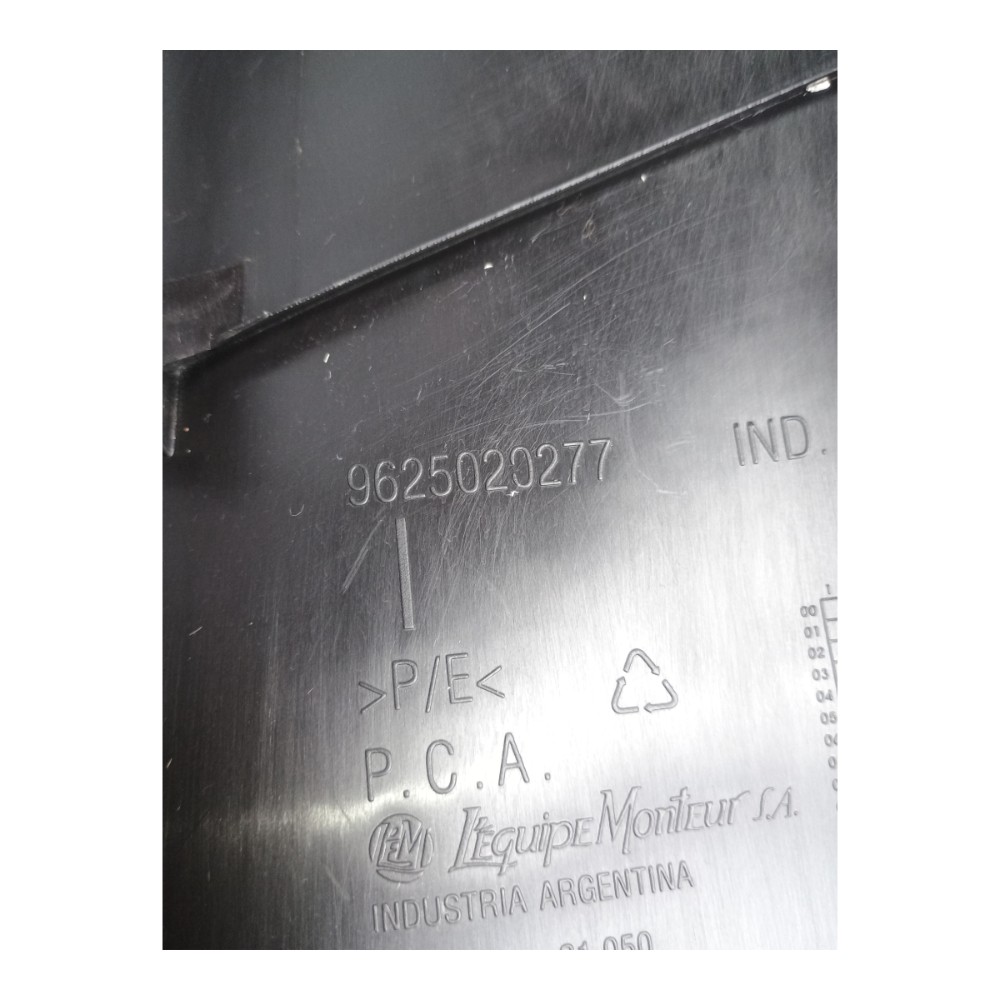 Moldura Acabamento Coluna Tras Esq Peugeot 206 2003 *detalhe 6