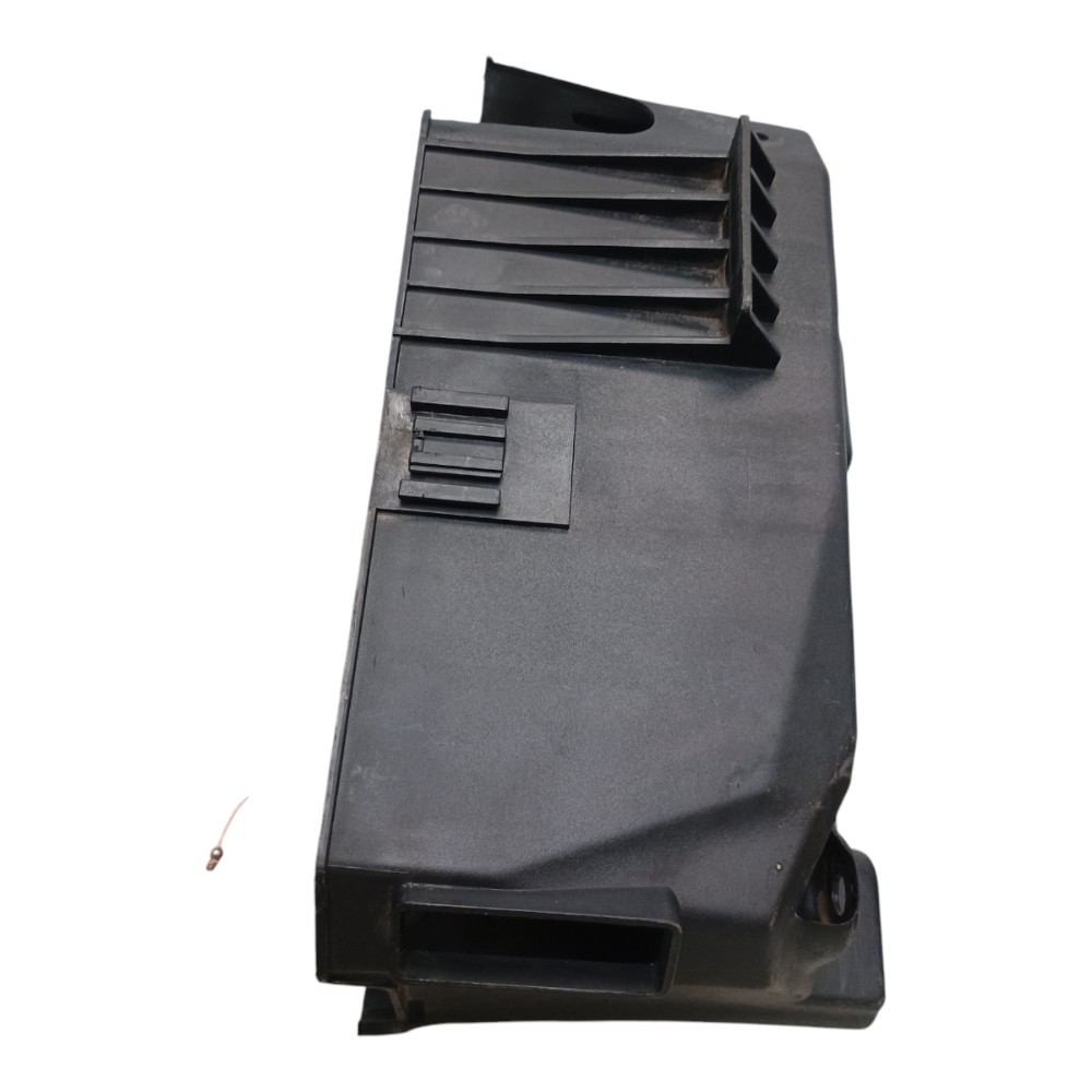 Caixa Suporte Bateria Gm Captiva 2008 *detalhe 2