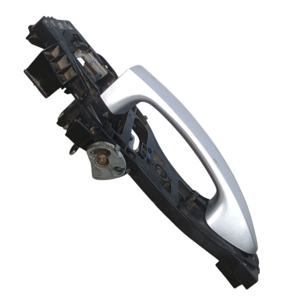 Maçaneta Externa Porta Tras Esq Ford New Fiesta sedan  2011 A 2013 Prata Traseira 4