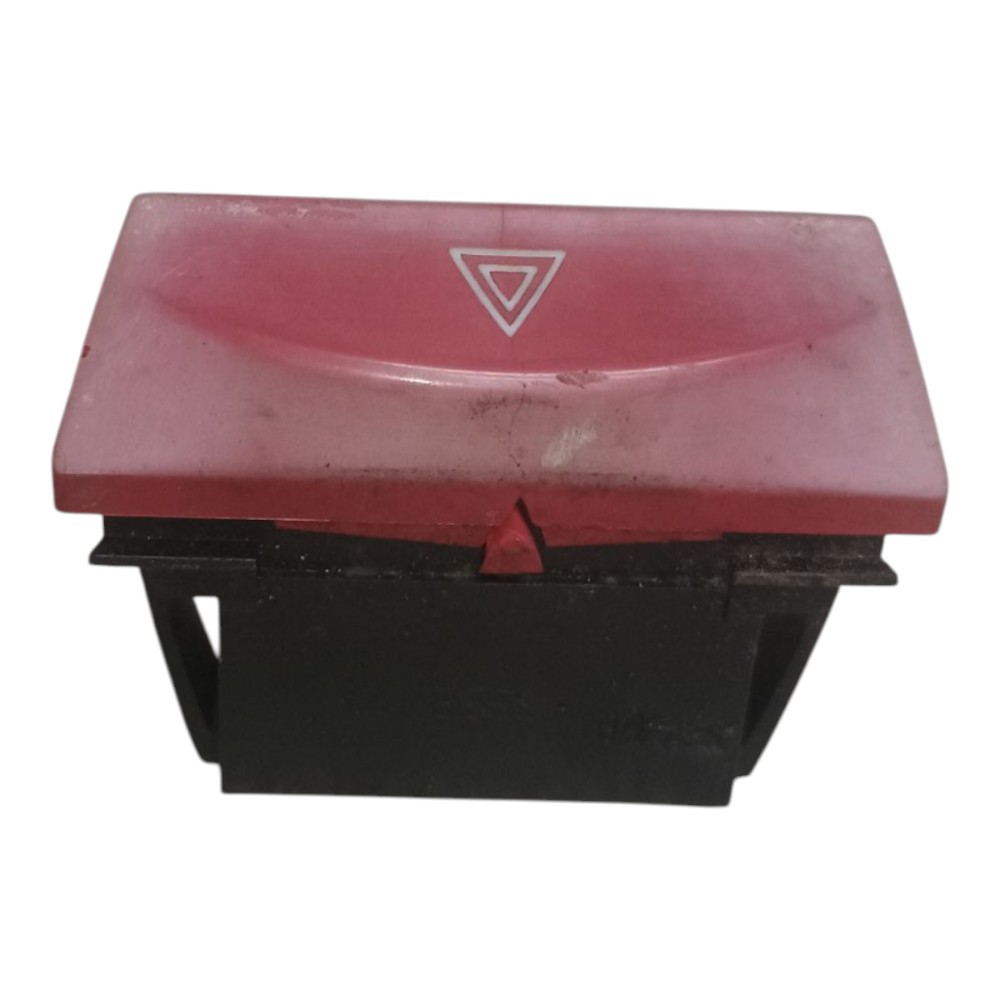 Botão Pisca Alerta Fiat Stilo 2007 Vermelho 2