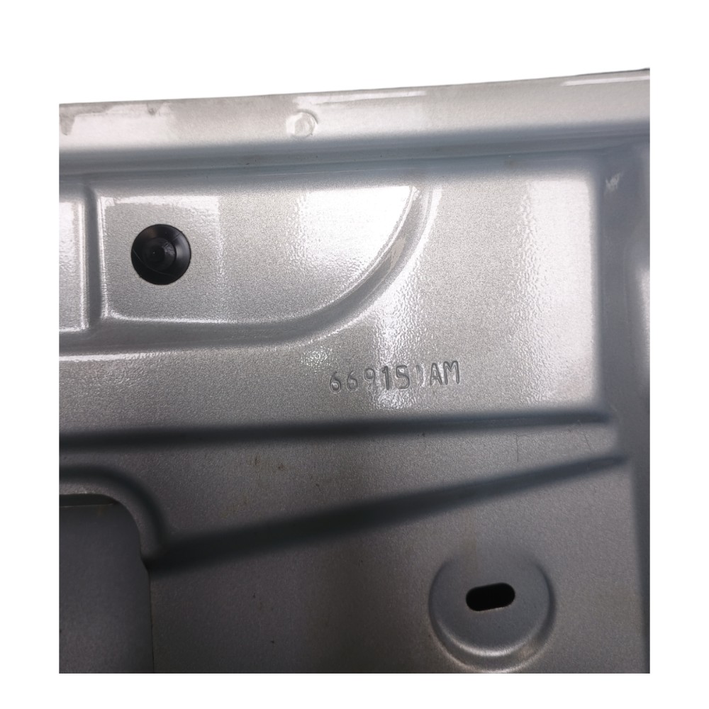 Tampa Traseira Renault Clio Authentic 2004 *detalhes 7