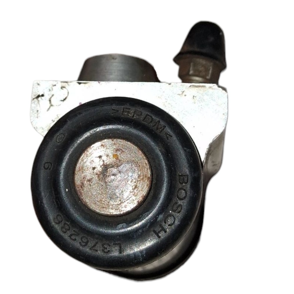 Cilindro roda traseira direita Toyota Yaris SD 2021 6
