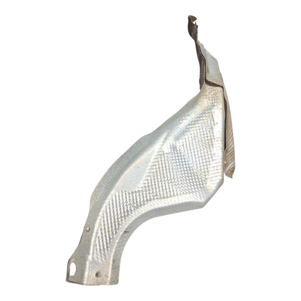 Defletor Protetor Calor Escapamento Toyota Yaris SD 2021 7