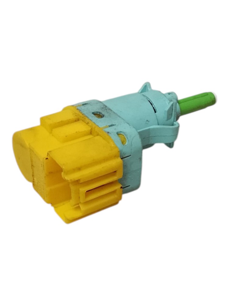 Interruptor Luz De Freio Fiat Mobi 2022