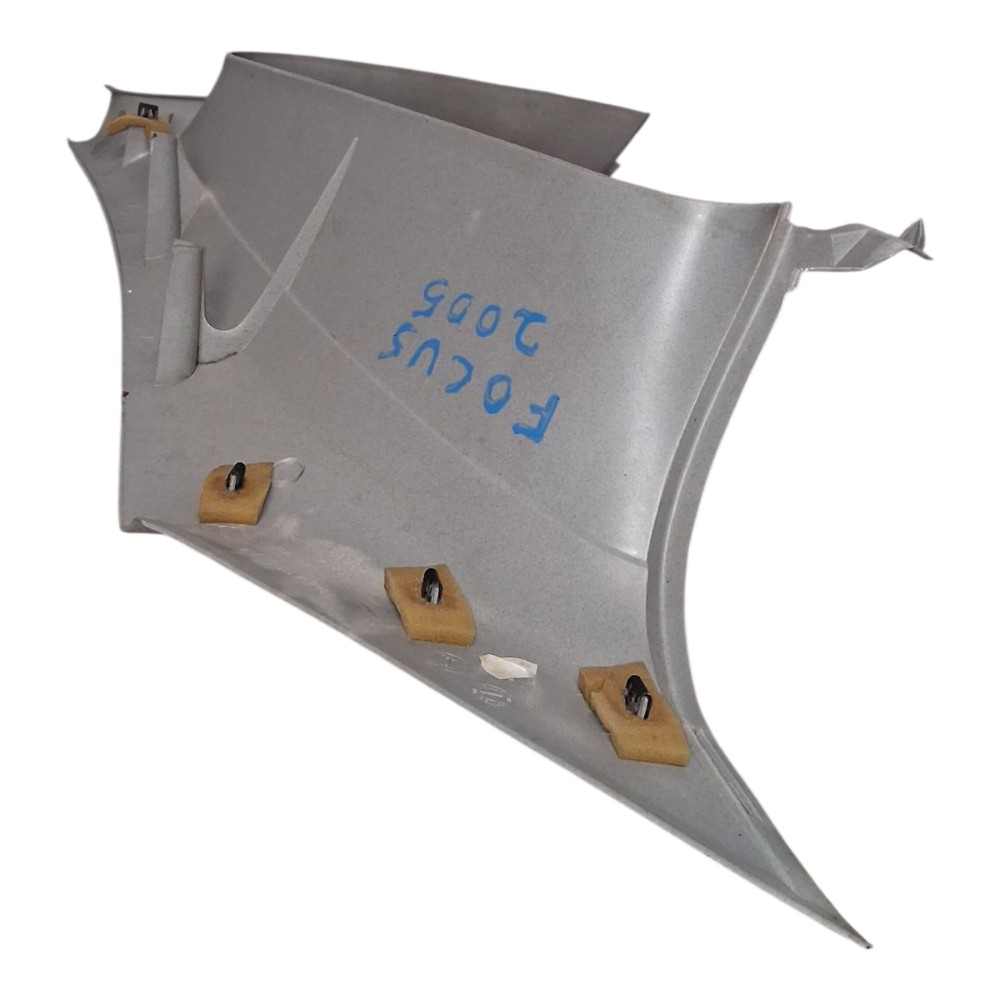 Moldura Coluna Traseira Direita Ford Focus 2001 98aba31010 5