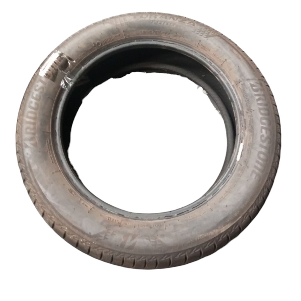 Pneu Bridgestone 205/55 R17 2
