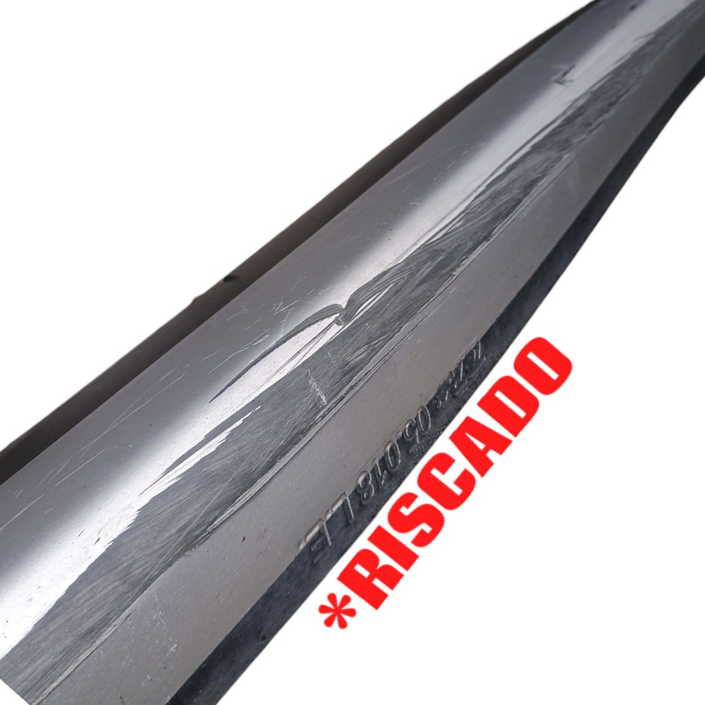 Spoiler Lateral Esq Fiat Idea Attractive 1.4 2013 *detalhes Preto Prata 4