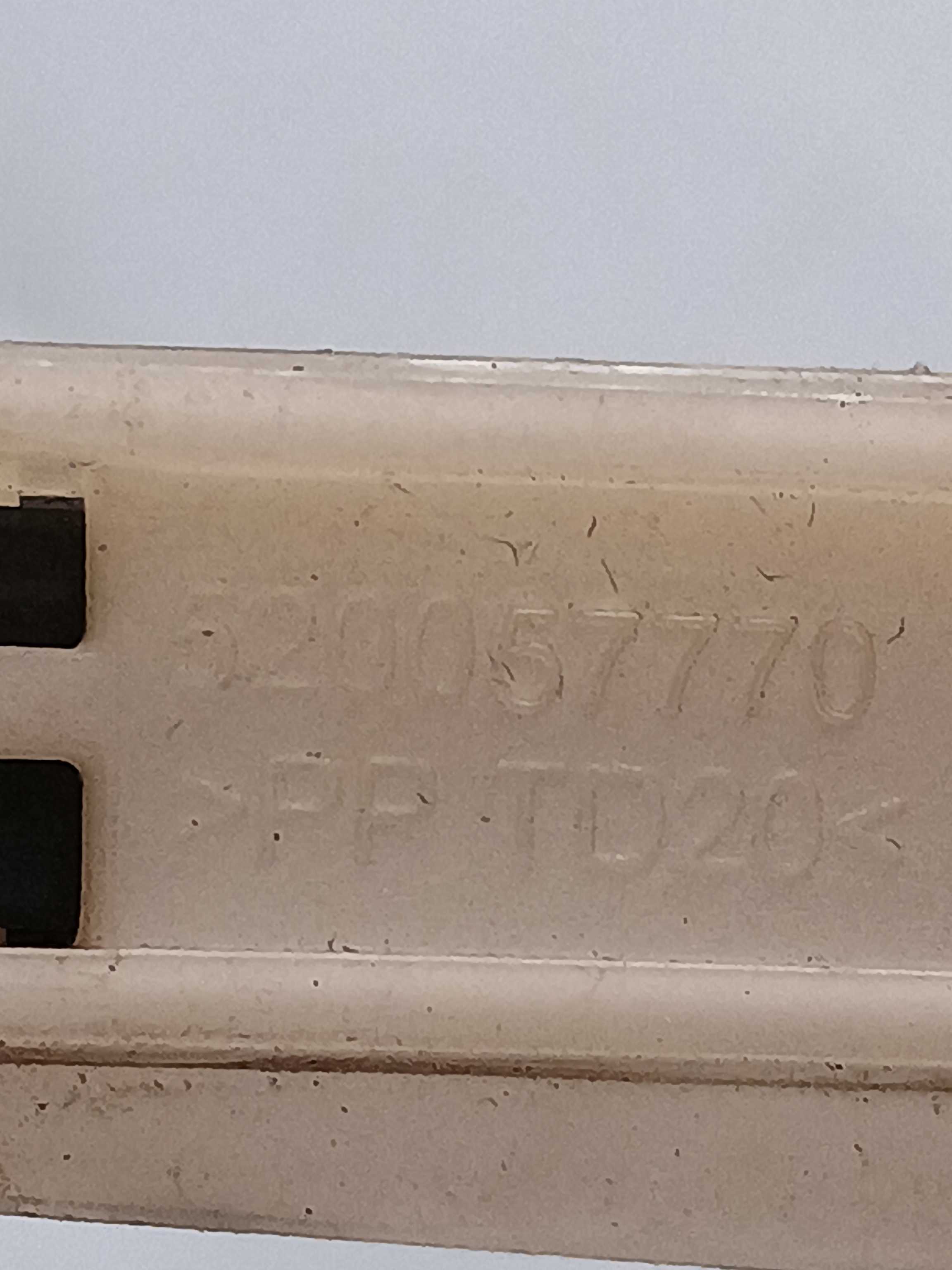 Guia Vidro Porta Diant Dir Fiat Mobi Easy 1.0 2019 520057770 Branco 3