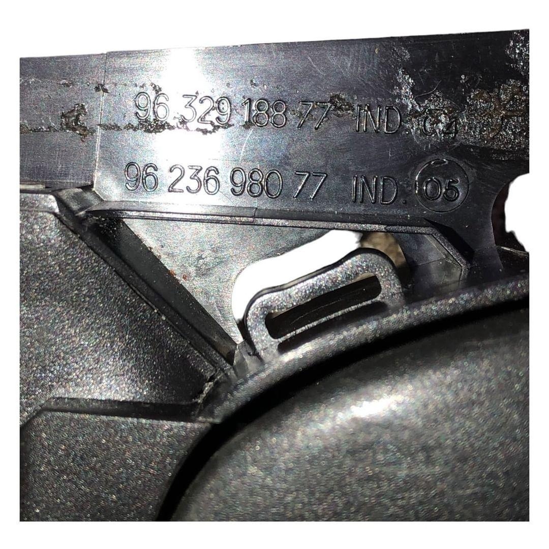 Maçaneta Interna Lado Direito Peugeot 206 207 2008 A 2013 Preto Traseira 3