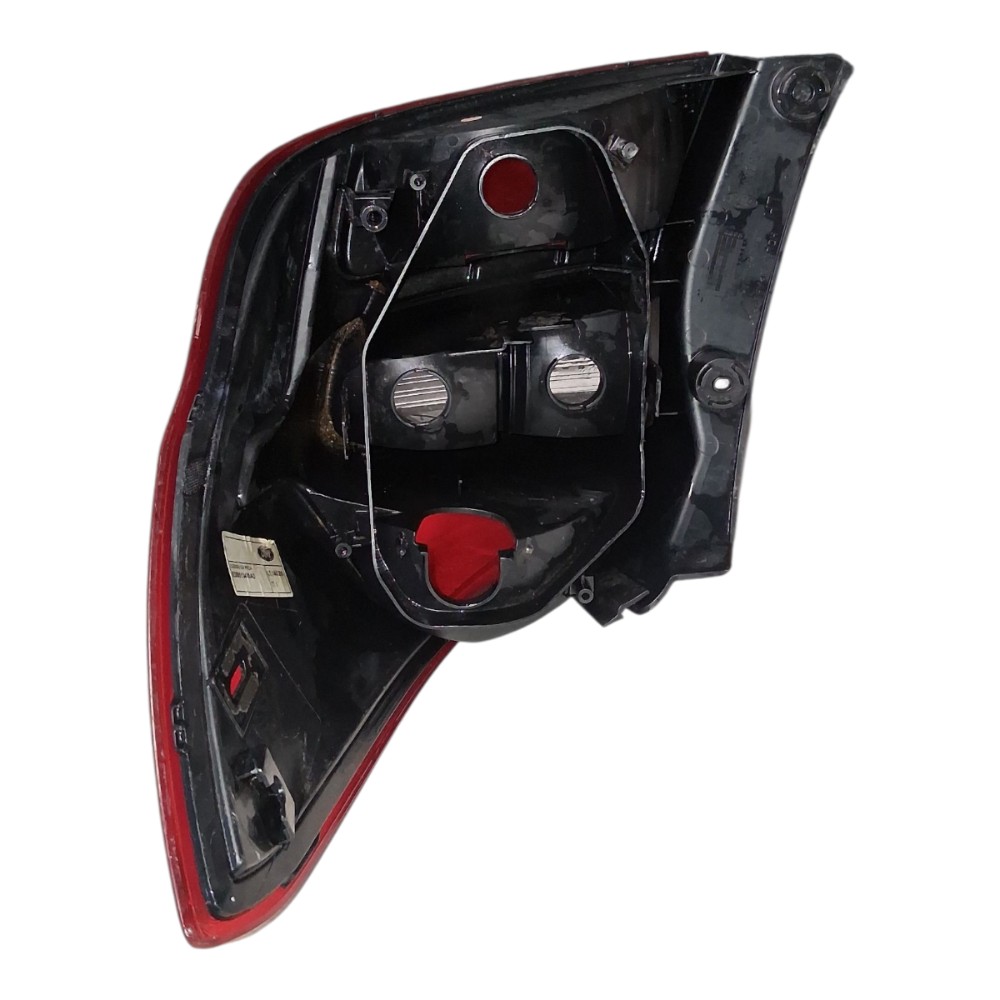lanterna traseira esquerda Ford Ka Hatch 2015 a 2021 5