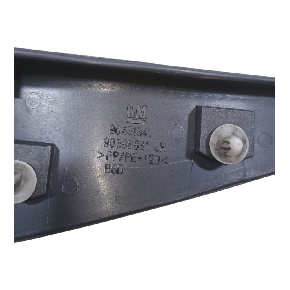 Moldura Interna Porta Traseira Esquerda Gm Corsa 1998 7