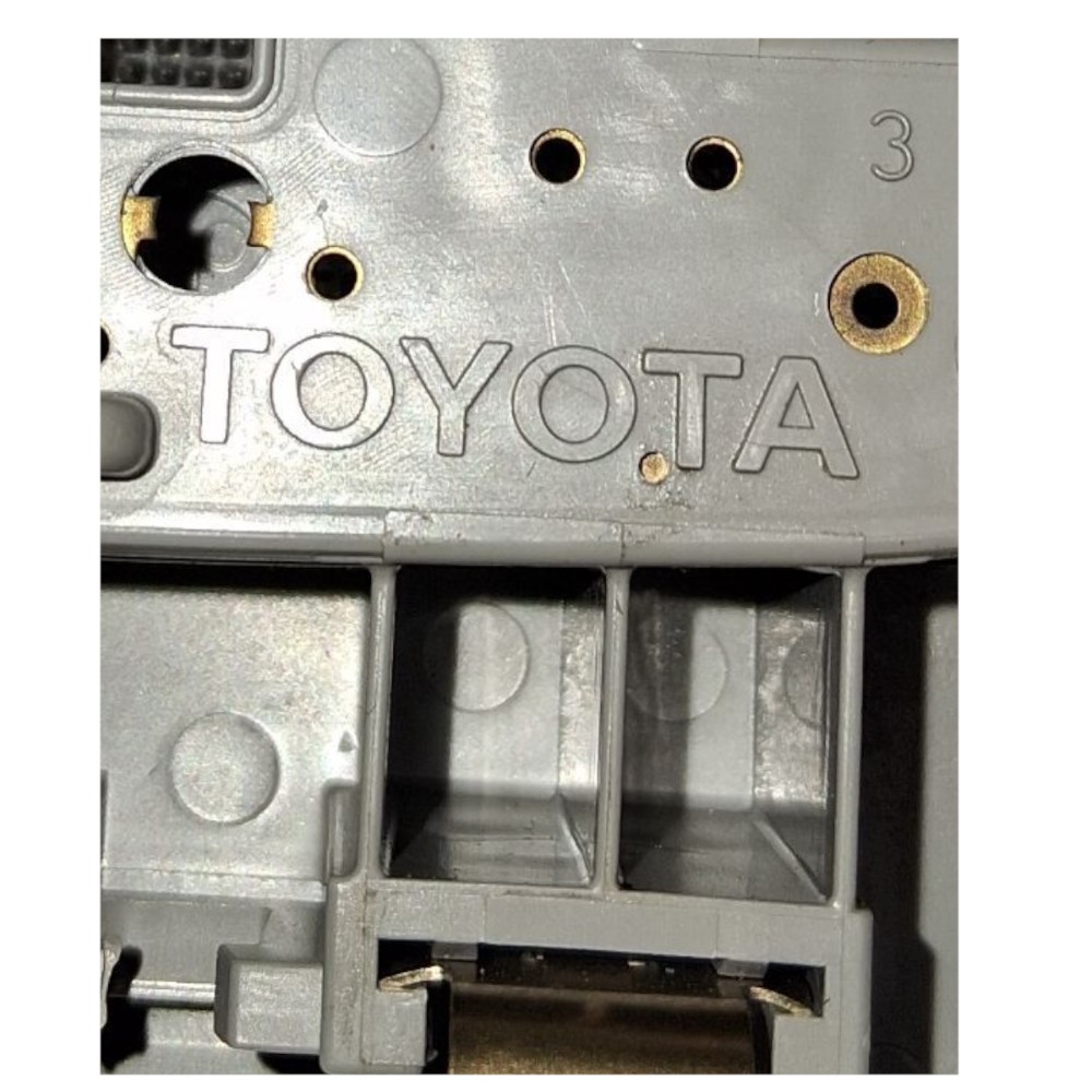Luz Cortesia Teto Toyota Yaris Sd 2021 4