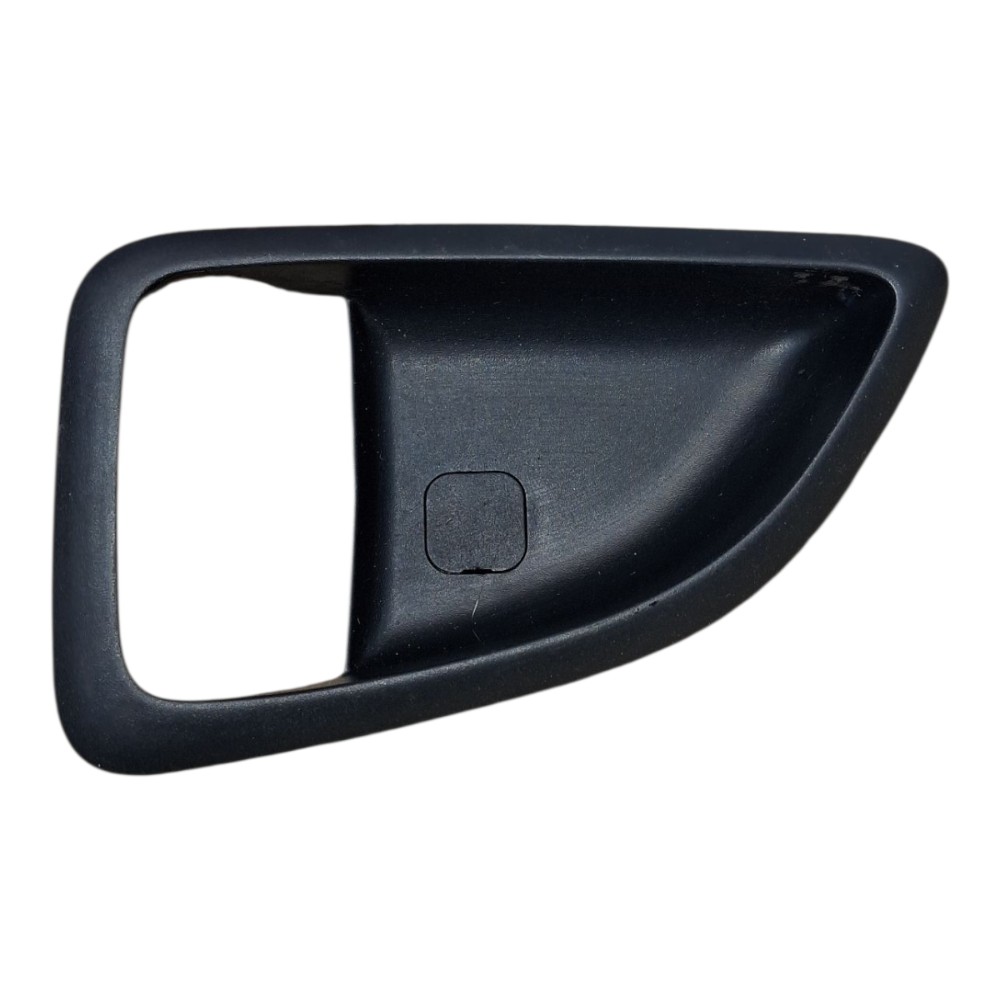 Moldura Maçaneta Interna Porta Tras Dir Hyundai Ix35 2014 Preto Traseira 1