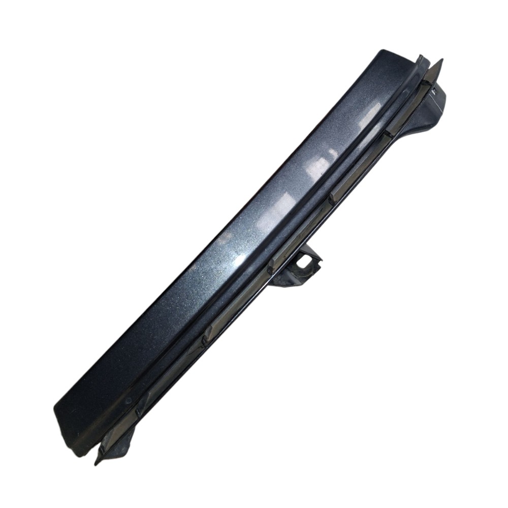 Moldura Farol Esquerdo Gm Zafira 2008 *detalhe