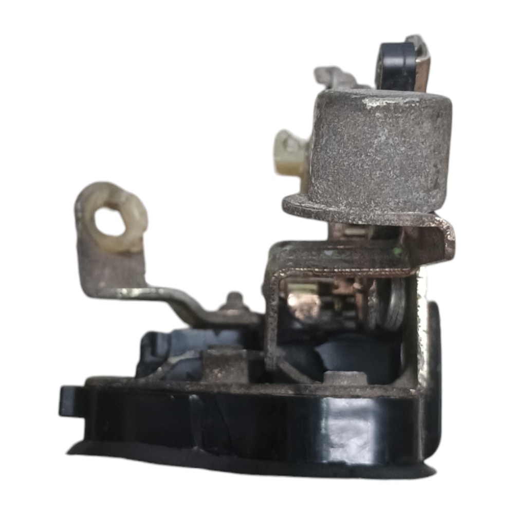 Fechadura Manual Porta Tras Esq Gm Corsa 1998 *detalhes 4