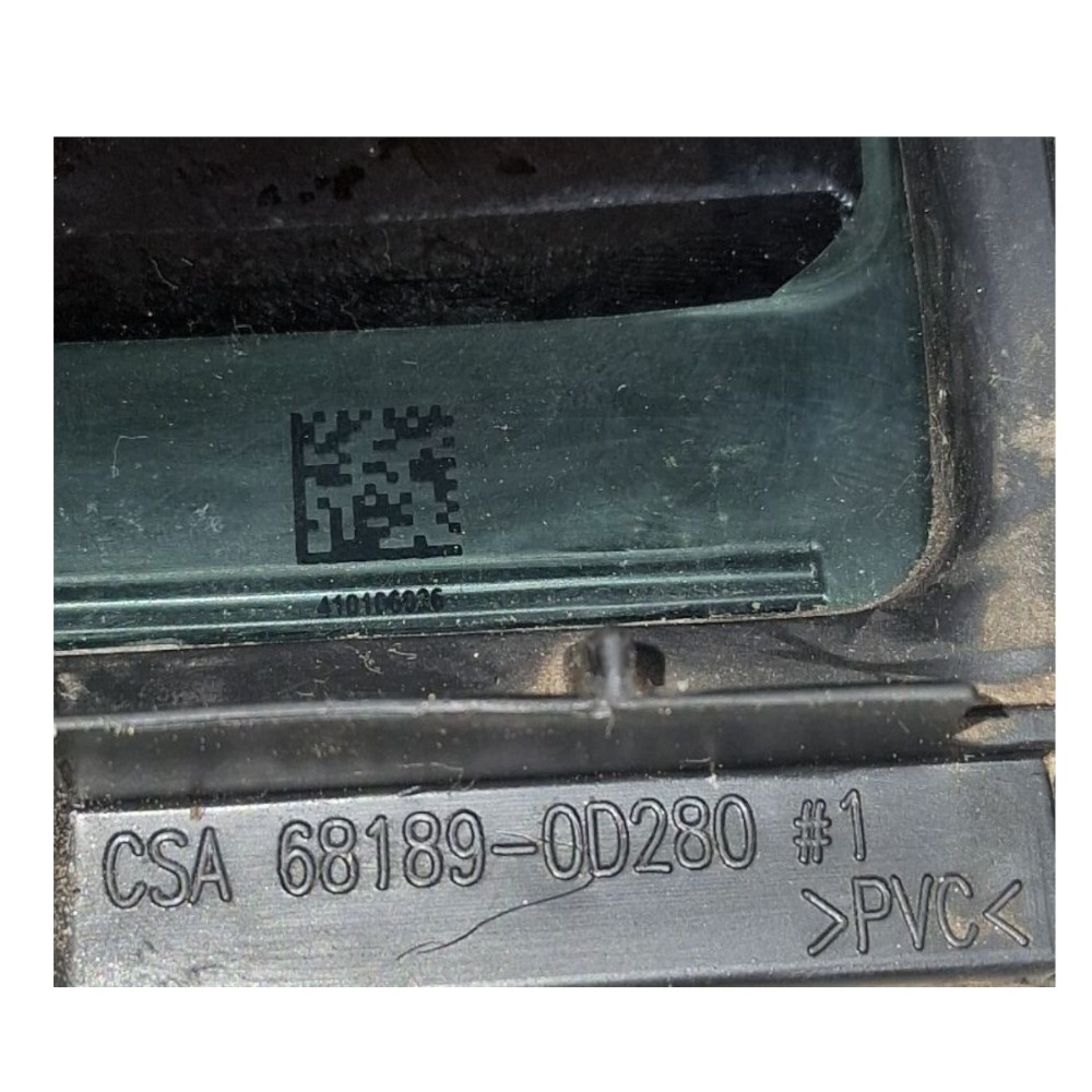 Vidro fixo porta traseira esquerda Toyota Yaris SD 2021 3