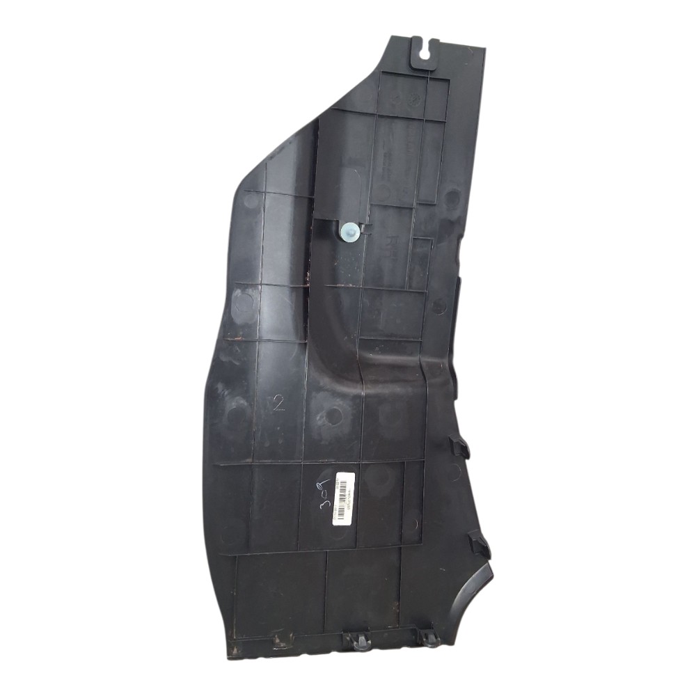 Moldura Lateral Direita Console Central Kicks 2018 – Preto Preto 2