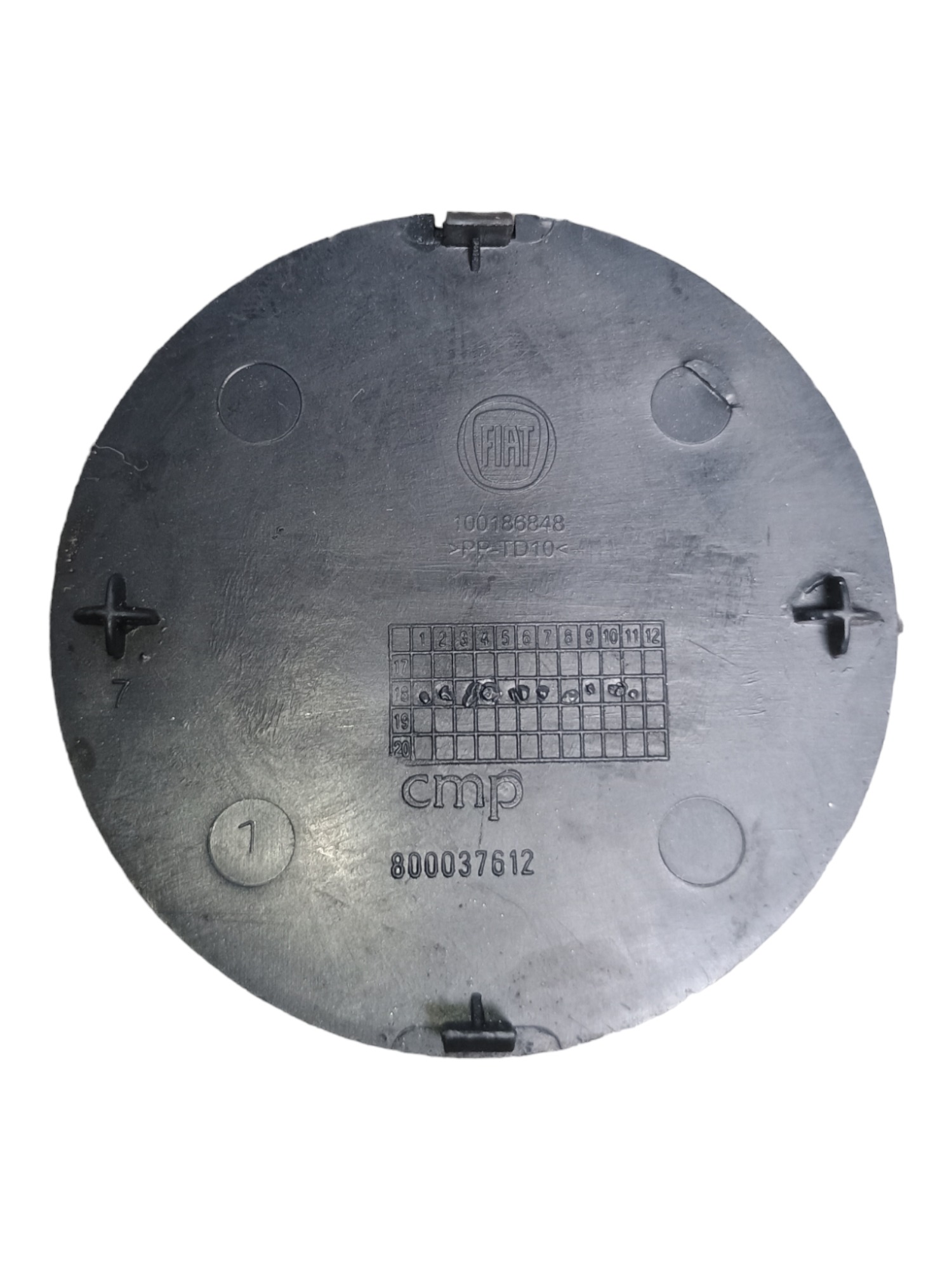 Tampa Reboque Parachoque Fiat Mobi 2019 100186848 C/detalhe 2