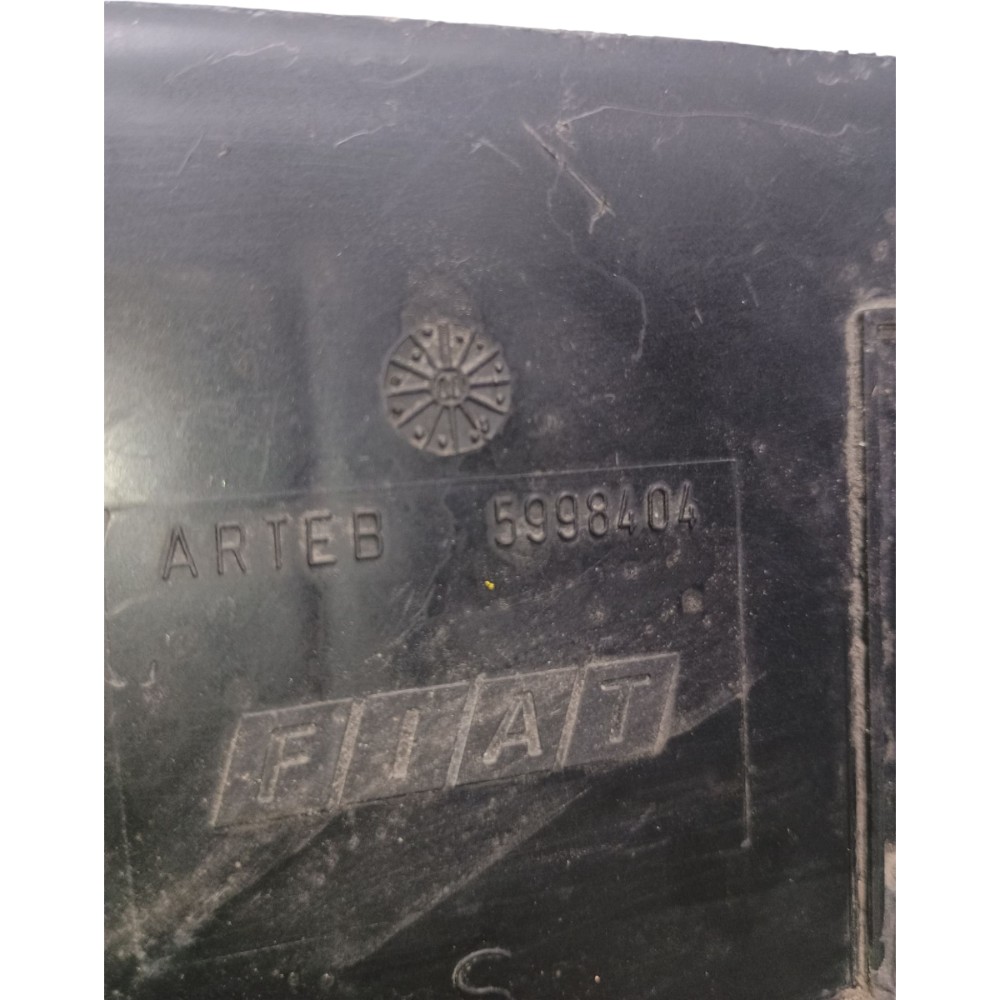 Acabamento Lanterna Tras Esq Fiat Uno 1985 À 2001 *detalhes 5