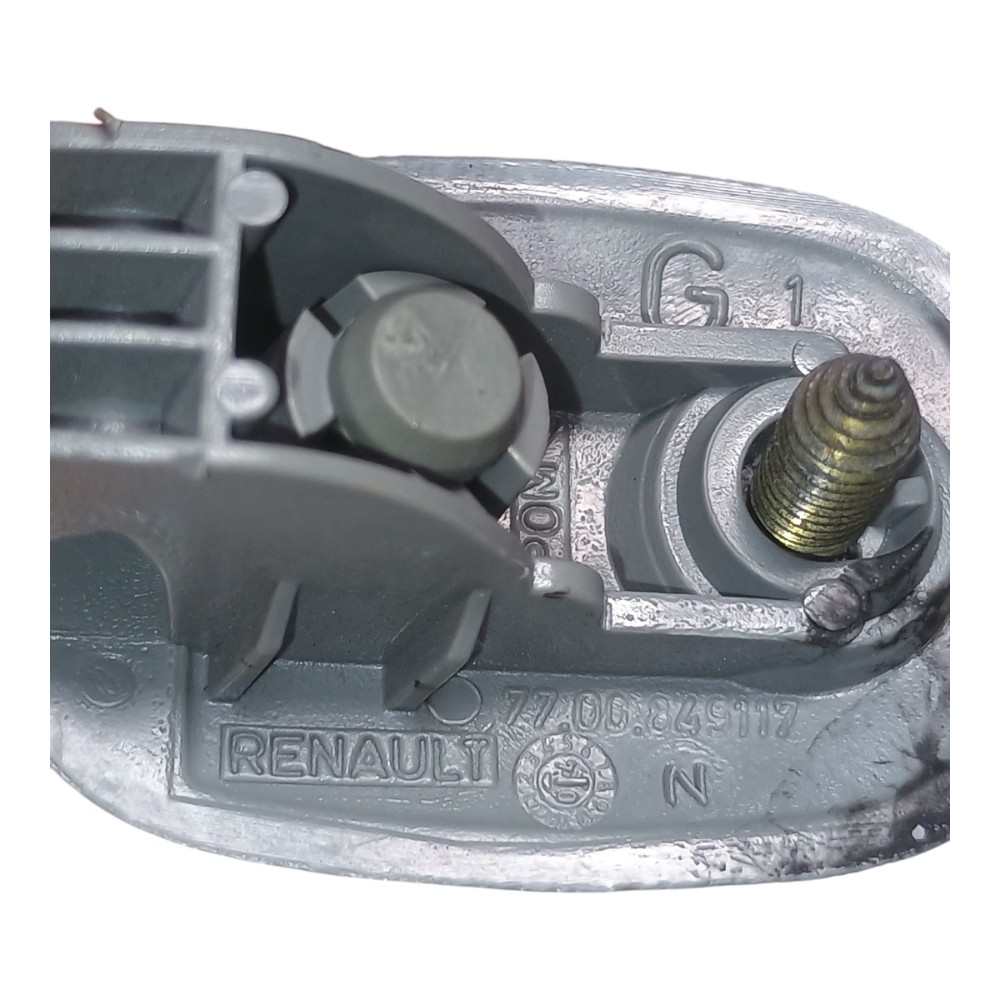 Quebra Sol Esquerdo Renault Clio Authentic 2004 4