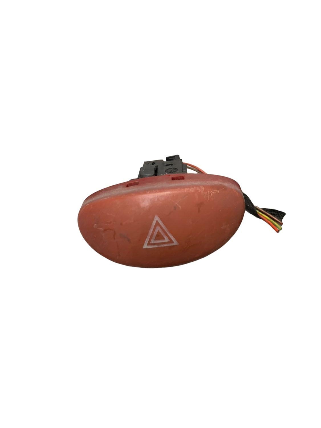 Botão Pisca Alerta Peugeot 206 2004 Vermelha 1