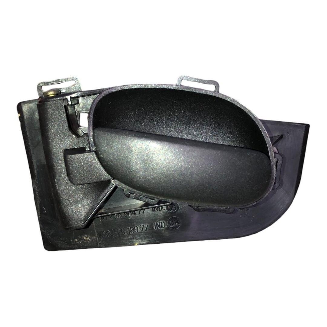 Maçaneta Interna Lado Esquerdo Peugeot 206 207 1998 A 2015 Preto Dianteira/traseira
