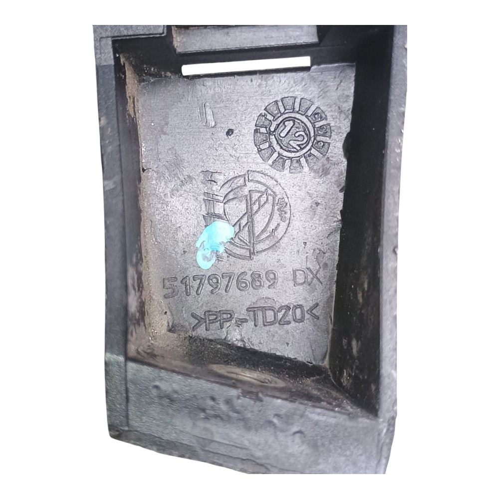 Guia Vidro Porta Dianteira Direita Fiat Punto 2012 Preto 5
