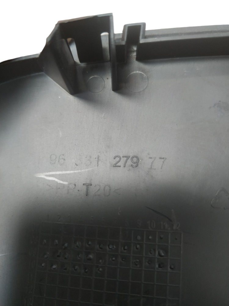 Tampa Lateral Painel Esquerdo Peugeot 207 2010 3