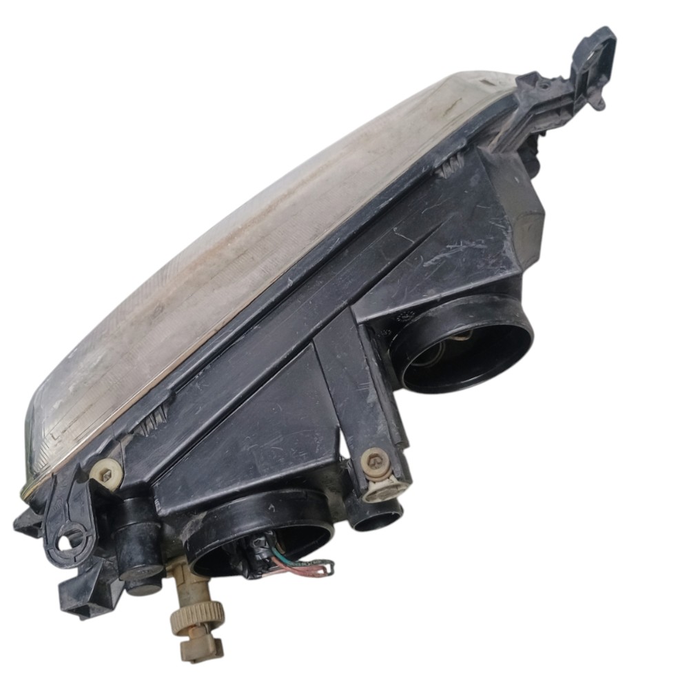 Farol Esquerdo Gm Vectra 1997 À 1999 4