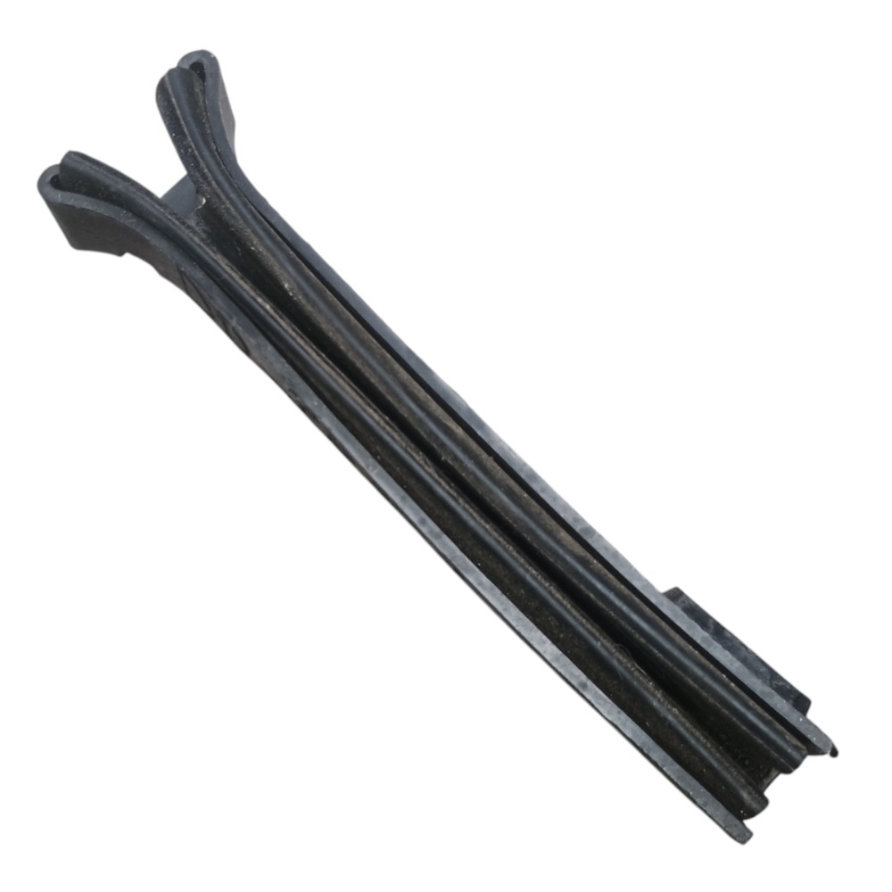Guia Vidro Porta Dianteira Direita Fiat Punto 2012 Preto 4