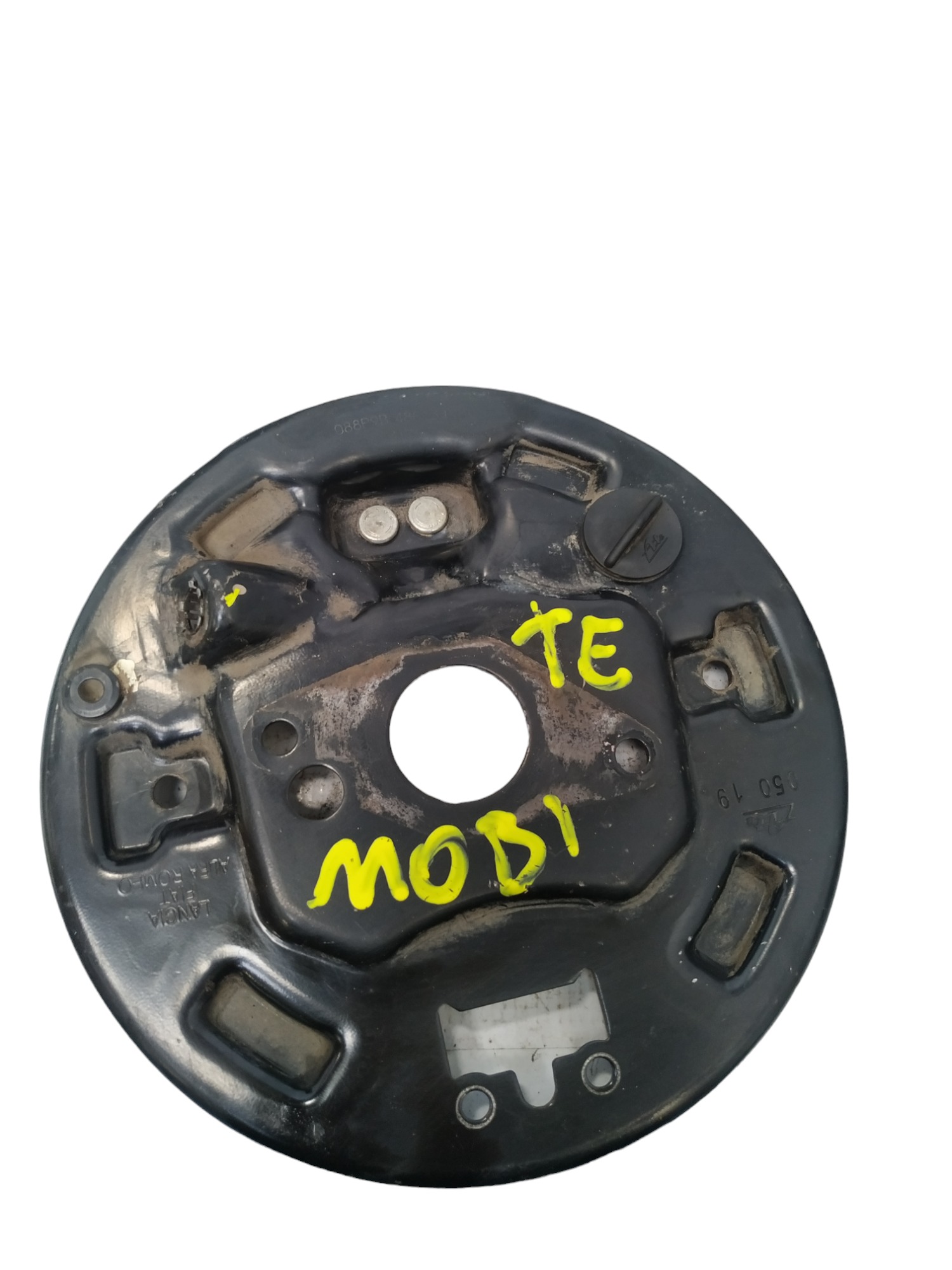Espelho Roda Traseiro Esquerdo Fiat Mobi 2019 Preto Preto 1