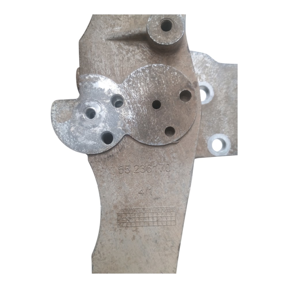 Suporte Compressor Alternador Fiat Punto 2012 5