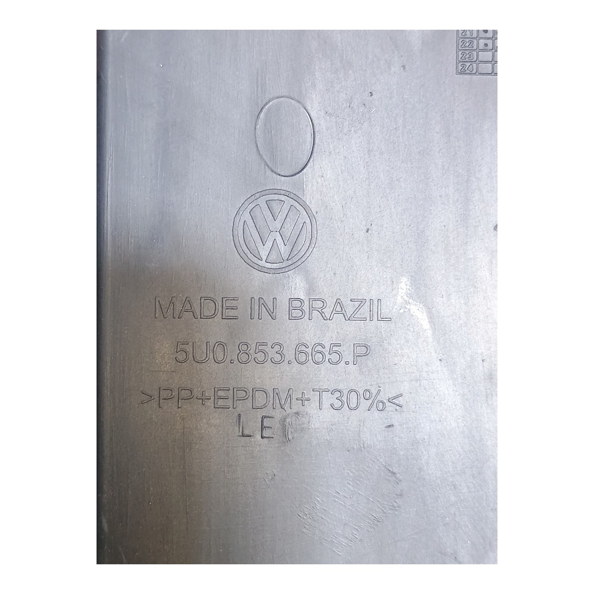 Grade Farol Milha Esquerdo Vw Gol 2022 5u0853667p C/detalhes Preto Esquerdo 10