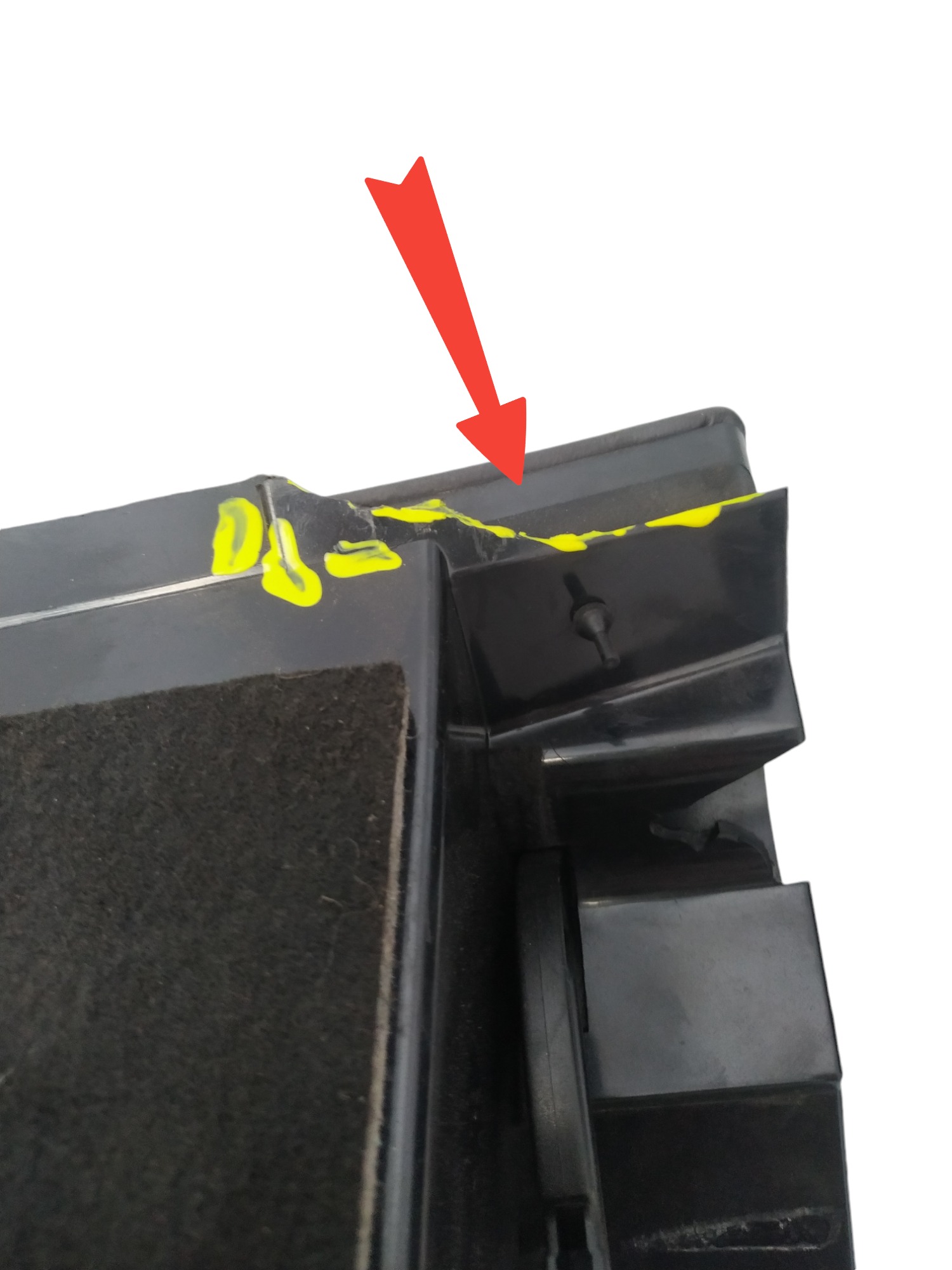 Porta-luvas Mercedes Classe A 2003 Com Detalhe 6