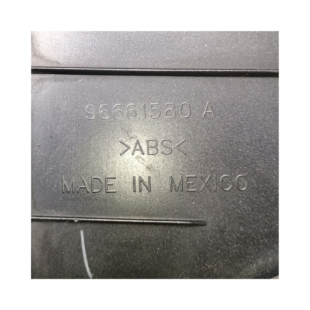 Friso Moldura Tampa Traseira Gm Captiva 2008 *detalhes 6