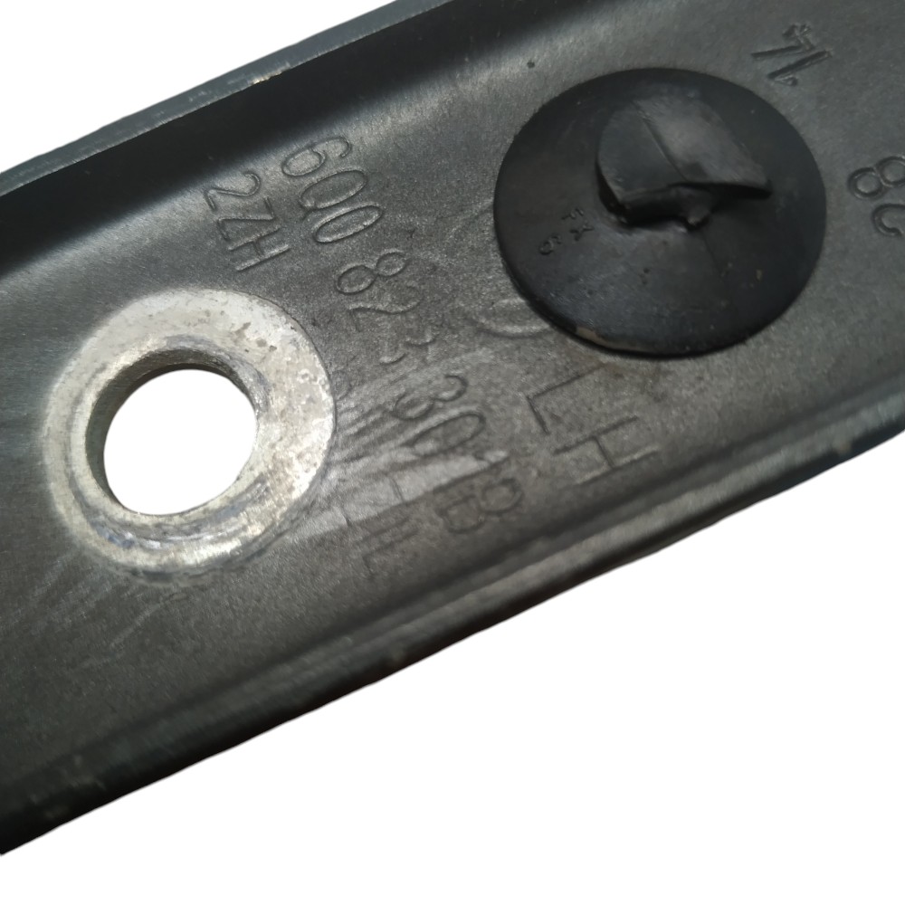 Dobradiça Capo Esquerdo Vw Polo 2009 A 2014 3