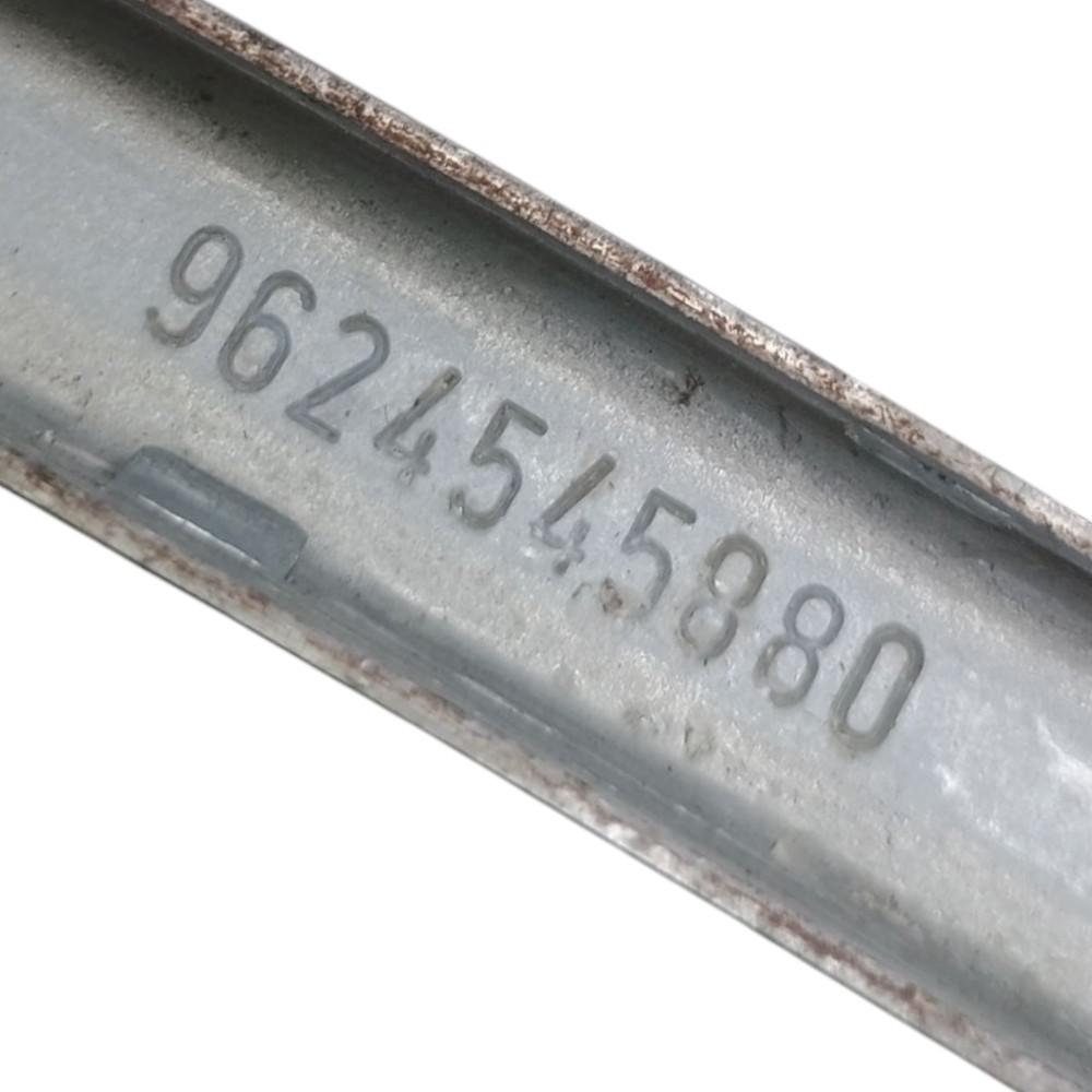 Guia Vidro Porta Traseira Direita Citroen Xsara 2000  Prata 5