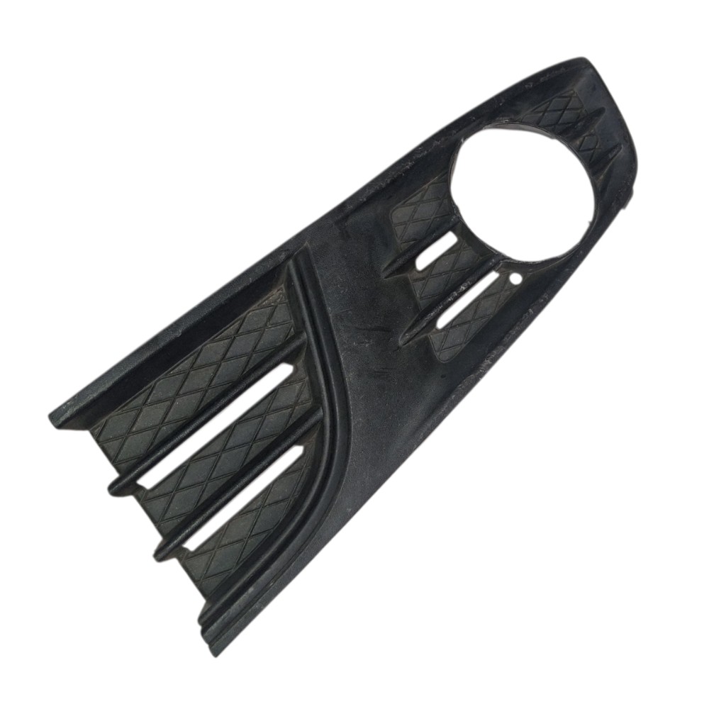 Moldura Grade Farol Milha Esquerdo Polo 2012 E 2015 *detalhe Preto Esquerdo 1