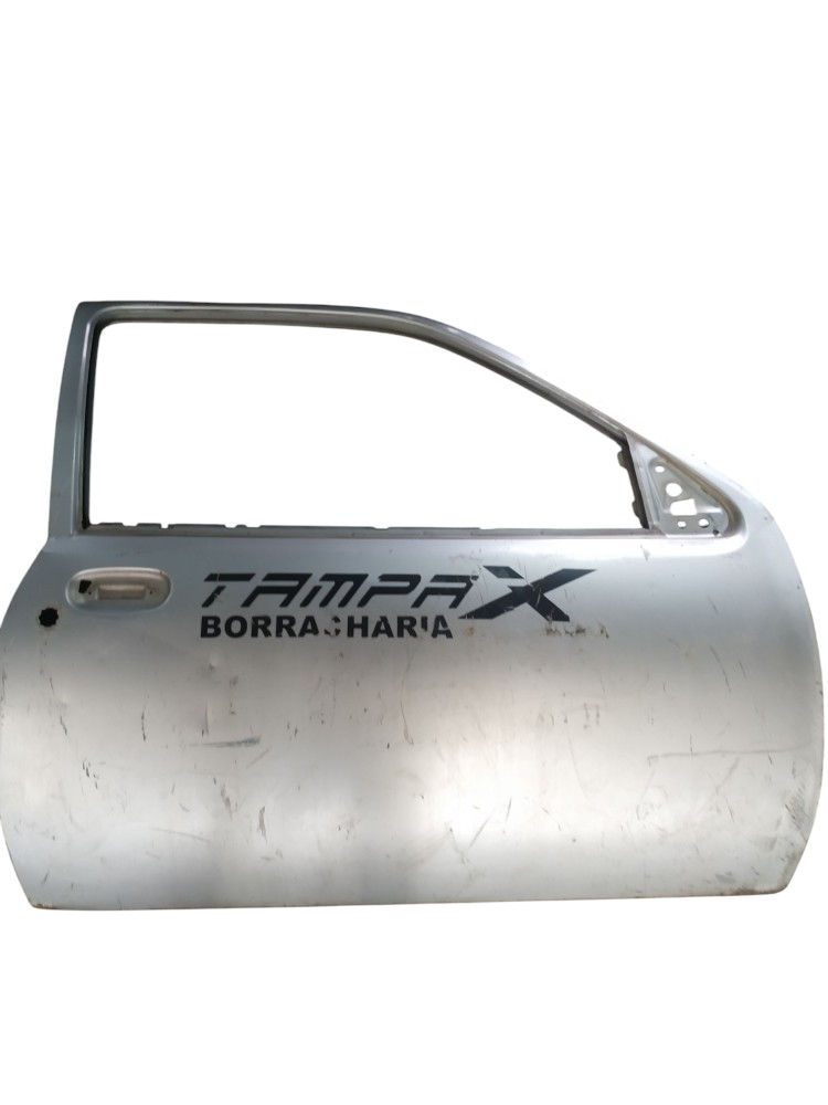 Porta Dianteira Direita Ford Courie 2002 Com Detalhes 3